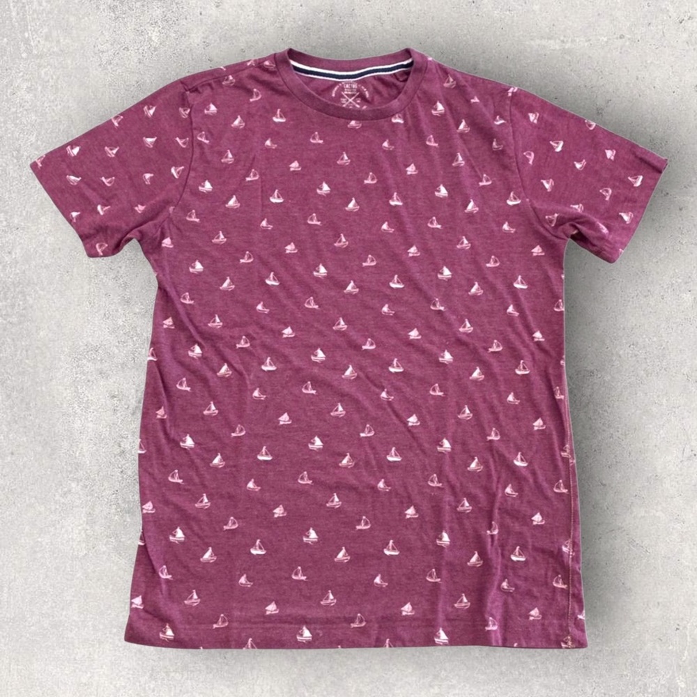 CACTUS Maroon Sail Boat Printed Graphic Crew Men’s T-Shirt